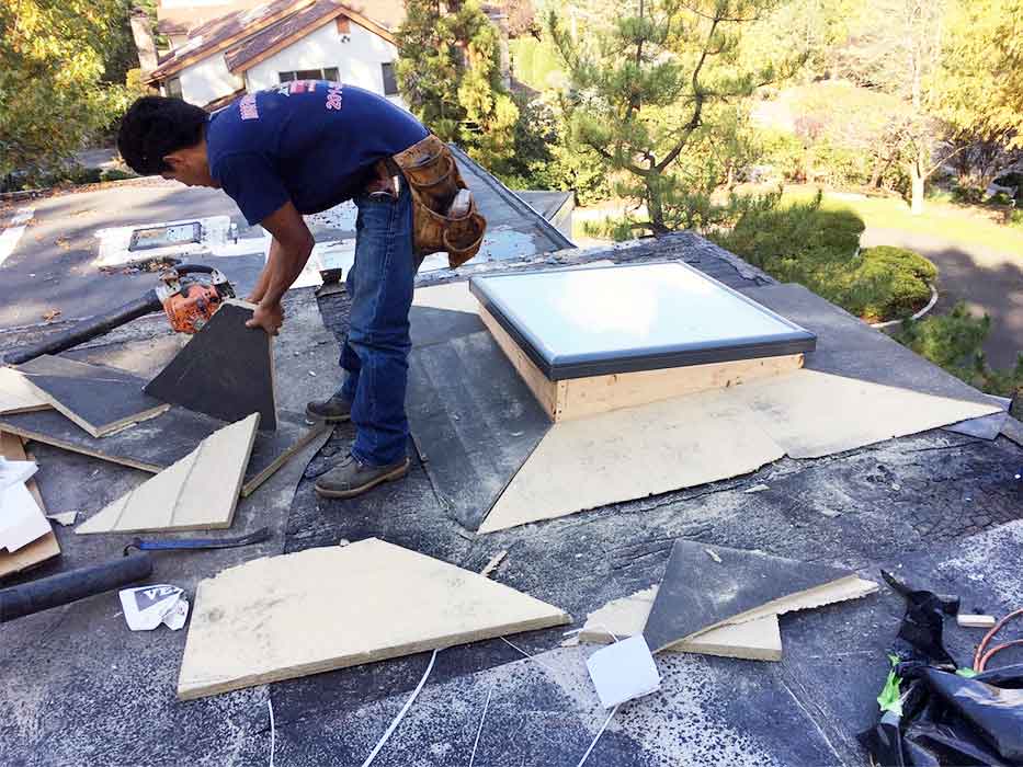 EPDM Flat Roofing Skylight Installation in Weehawken, NJ